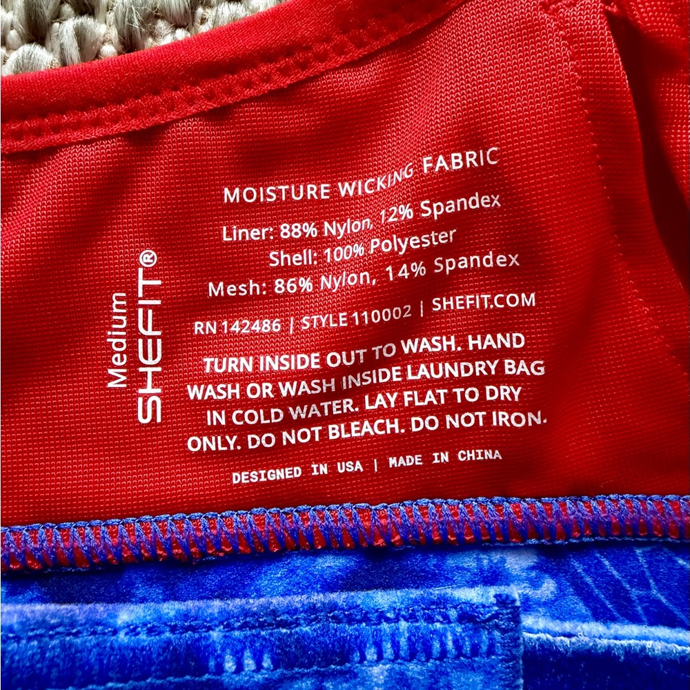 SHEFIT Sports Bra Medium - Picture 3 of 3